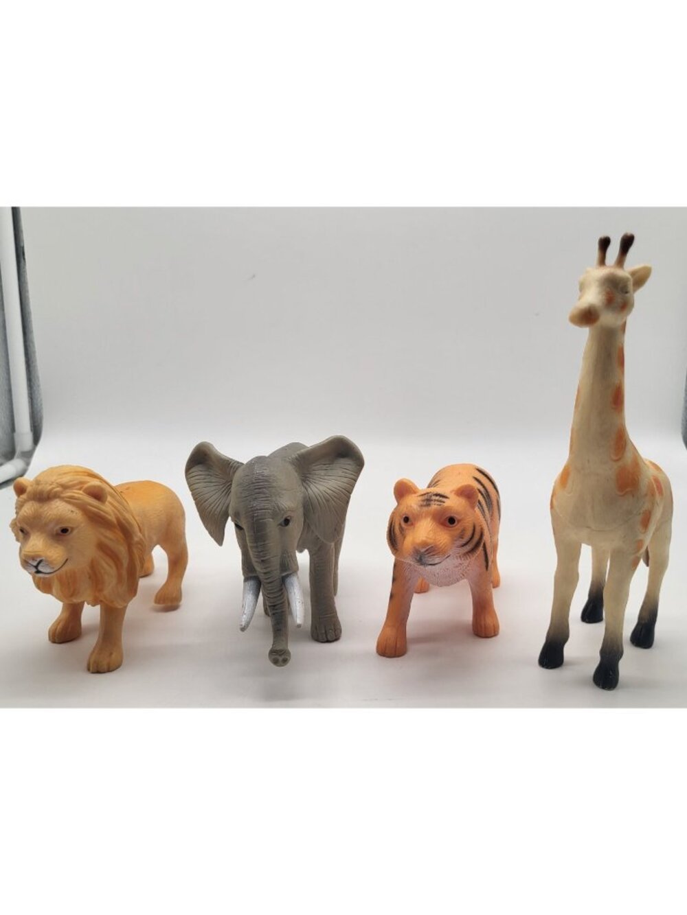 Ankyo Target Wildlife Animal Figures Toys Safari Giraffe Lion Tiger Elephant